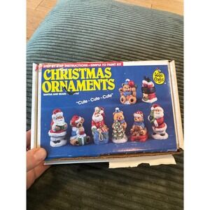 Wee Crafts Christmas Ornaments Paint Kit Santas and Bears DIY Craft Set